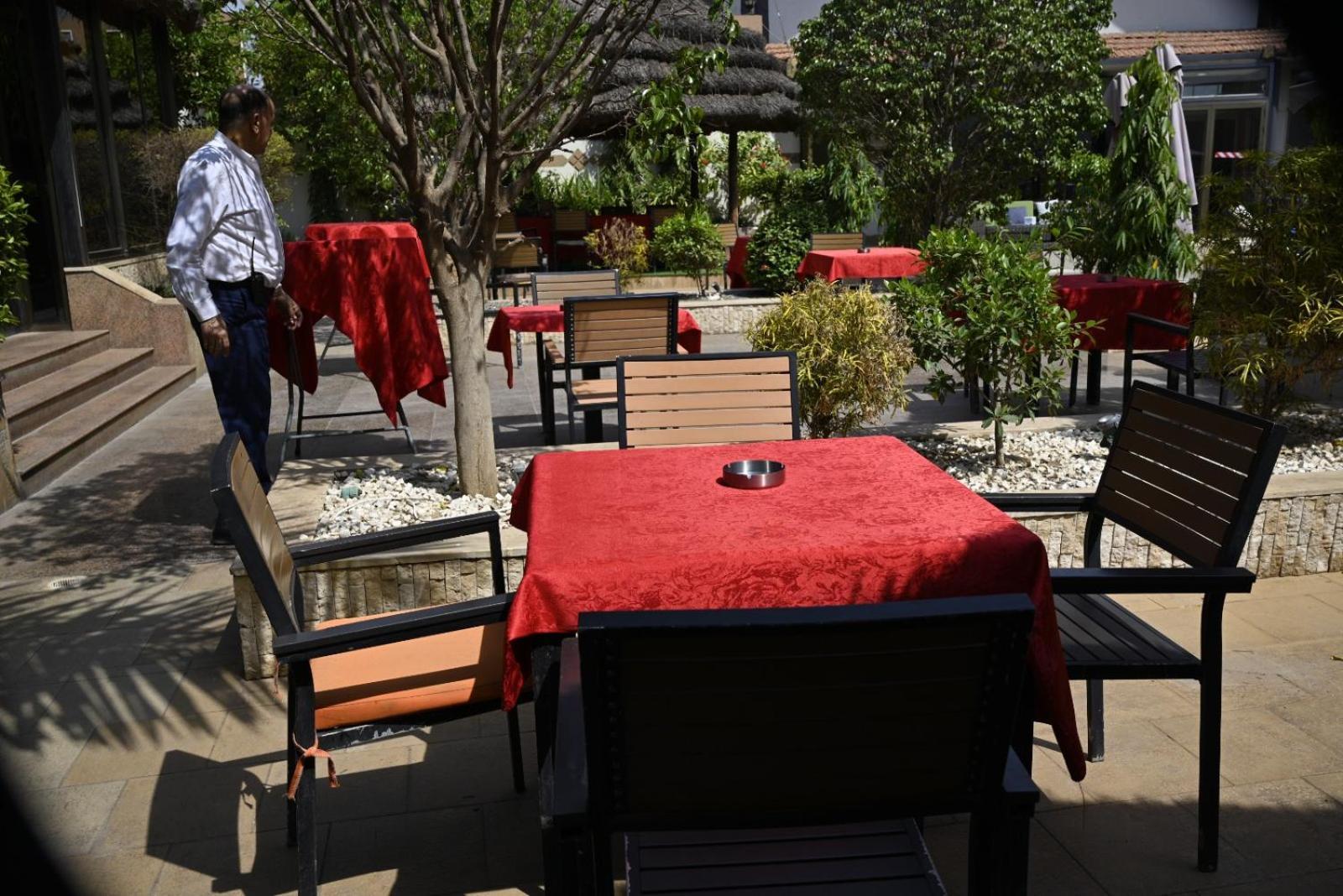 Crown Hotel จูบา ภายนอก รูปภาพ